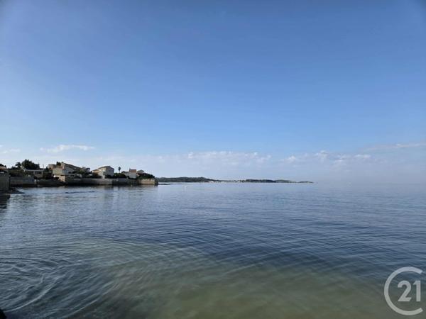 Immeuble à vendre  450 m2 SIX FOURS LES PLAGES - 83