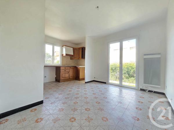 Immeuble à vendre  450 m2 SIX FOURS LES PLAGES - 83