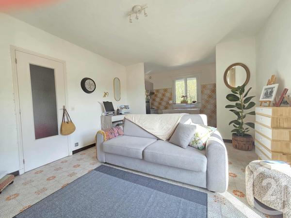 Immeuble à vendre  450 m2 SIX FOURS LES PLAGES - 83