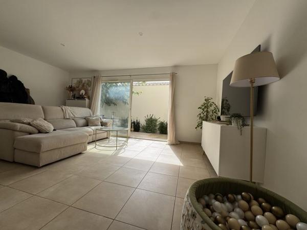 Maison villa Pernes-les-Fontaines 84 m²