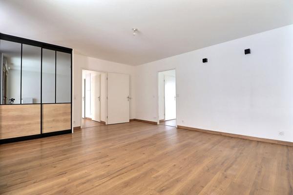 Appartement Bobigny 5 pièce(s) 100 m2