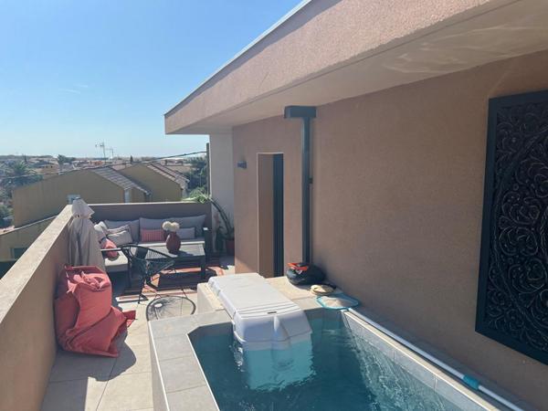 Magnifique appartement neuf avec terrasse et piscine privative