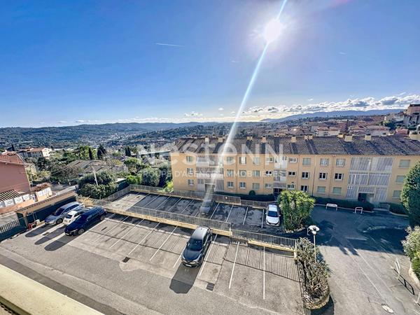 À vendre Grasse, Quartier bon marché, Appartement 3 pièces avec vue mer