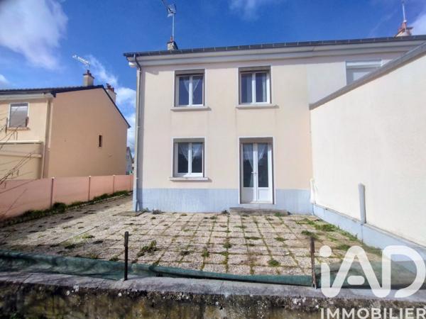 Maison à vendre 4 pièces 71 m² Sainte-Jamme-sur-Sarthe