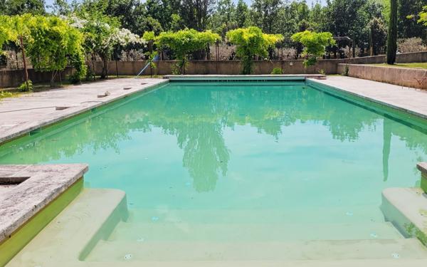 Maison à vendre    10 pièces • 492,72 m2 Forcalquier