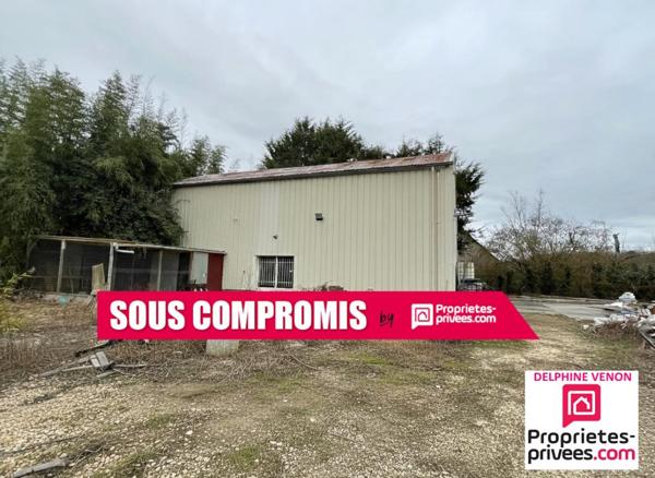 SAINT MARTIN D ABBAT - Local professionnel de 170 m²