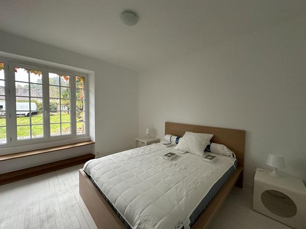 Maison Noisy Sur Ecole 8 pièce(s) 161 m2 - 2218m2 terrain + dépendance