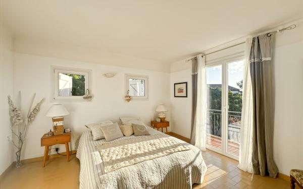 Maison à vendre    5 pièces •  Martigues