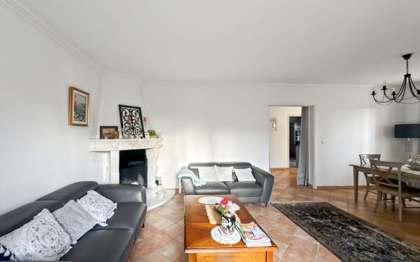 Maison à vendre    5 pièces •  Martigues