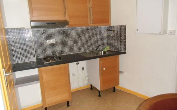 Appartement à louer    2 pièces • 36,70 m2 Saint-Genis-Laval