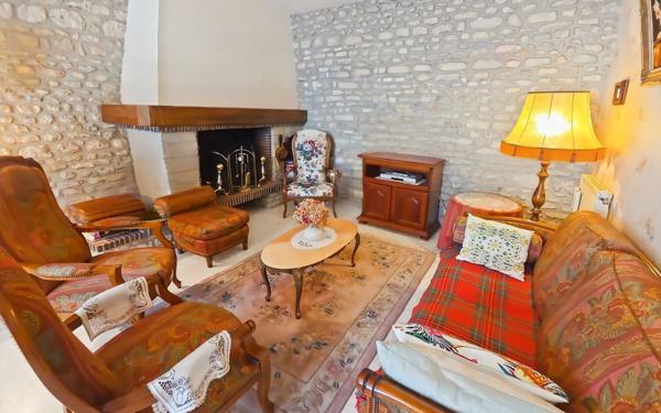 Maison à vendre    5 pièces •  Angerville