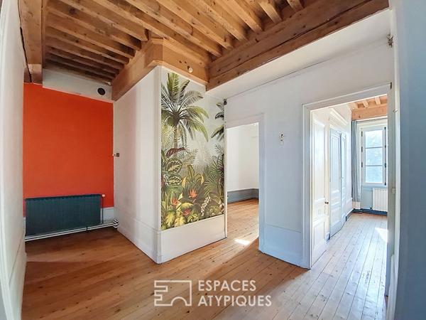 Maison de Maître sur les hauteurs de VERNAISON