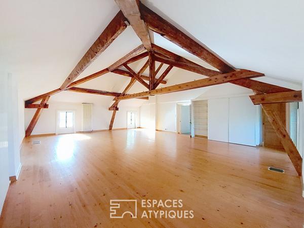 Maison de Maître sur les hauteurs de VERNAISON