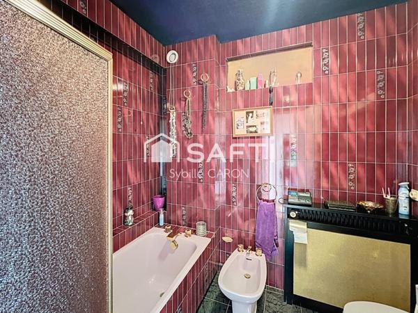 Dernier étage- Terrasse 47 m2- 4 chambres- RER à 6 min- 3 places de parking