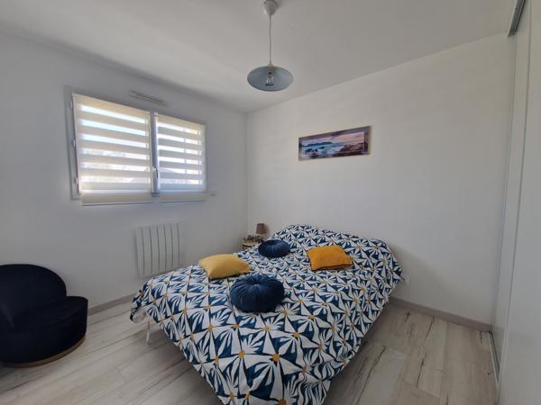 plain pied très récent double garage emplacement idéal