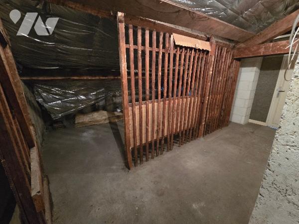 Immeuble à vendre, en exclusivité, TOUL - Centre ville, proche des commerces.