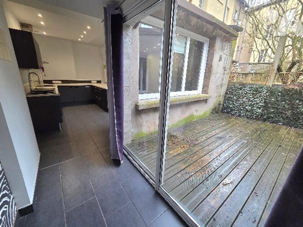 Immeuble à vendre, en exclusivité, TOUL - Centre ville, proche des commerces.