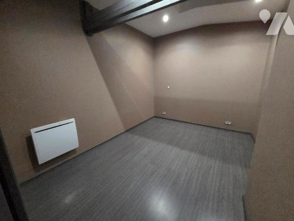 Immeuble à vendre, en exclusivité, TOUL - Centre ville, proche des commerces.