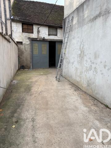 Maison à vendre 9 pièces 170 m² Sens