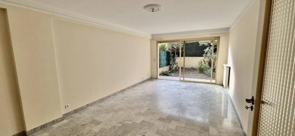 Appartement 3 pièces en rez-de-jardin - Le Cannet