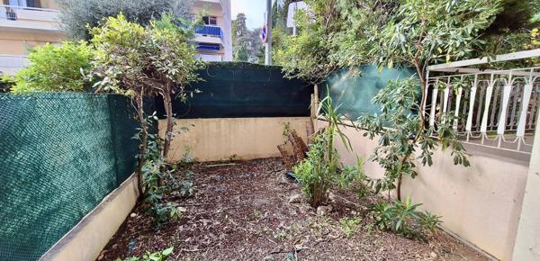 Appartement 3 pièces en rez-de-jardin - Le Cannet