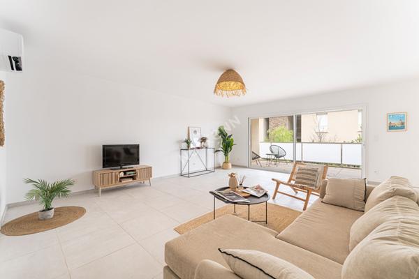 appartement 3/4, terrasse, frais de notaire réduits, la Ciotat