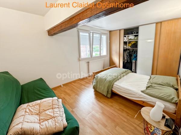 SAINT-QUENTIN – MAISON ENV.160 M2 – 3 CHAMBRES – COUR 280 M² – TERRASSE PLEIN SUD – 3 GARAGES
