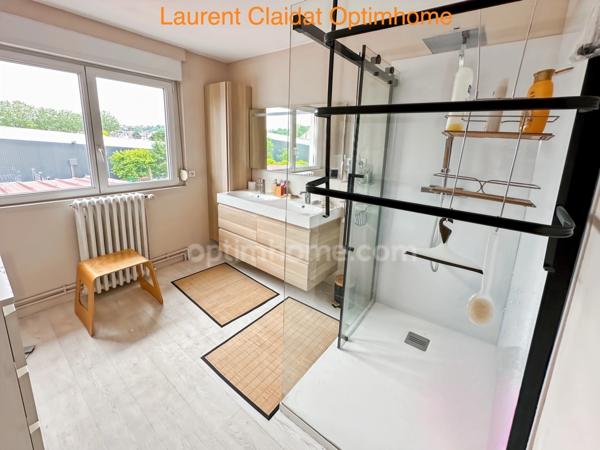 SAINT-QUENTIN – MAISON ENV.160 M2 – 3 CHAMBRES – COUR 280 M² – TERRASSE PLEIN SUD – 3 GARAGES