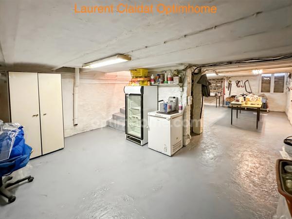 SAINT-QUENTIN – MAISON ENV.160 M2 – 3 CHAMBRES – COUR 280 M² – TERRASSE PLEIN SUD – 3 GARAGES
