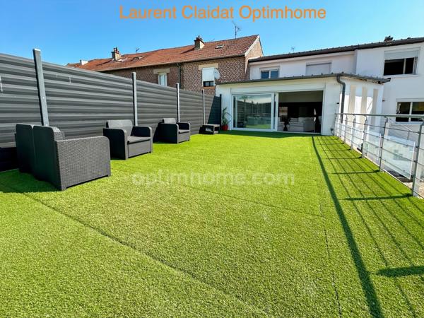 SAINT-QUENTIN – MAISON ENV.160 M2 – 3 CHAMBRES – COUR 280 M² – TERRASSE PLEIN SUD – 3 GARAGES
