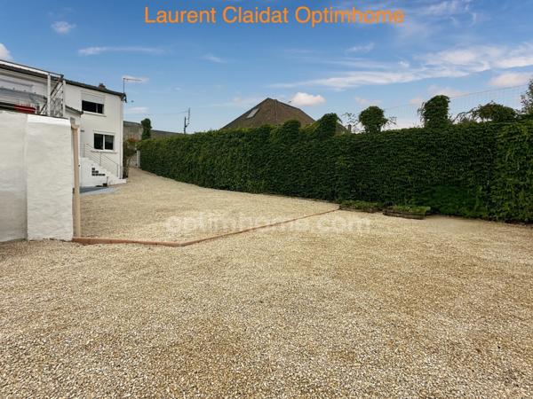 SAINT-QUENTIN – MAISON ENV.160 M2 – 3 CHAMBRES – COUR 280 M² – TERRASSE PLEIN SUD – 3 GARAGES