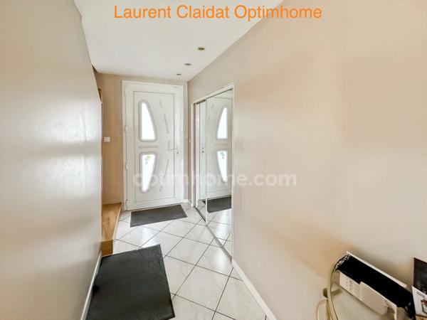 SAINT-QUENTIN – MAISON ENV.160 M2 – 3 CHAMBRES – COUR 280 M² – TERRASSE PLEIN SUD – 3 GARAGES