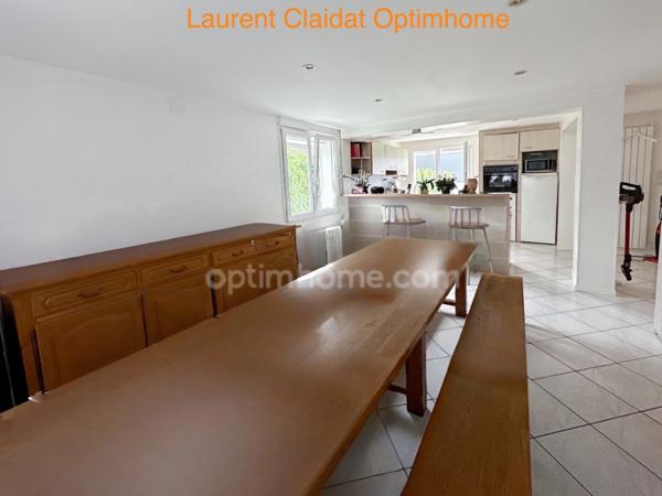 SAINT-QUENTIN – MAISON ENV.160 M2 – 3 CHAMBRES – COUR 280 M² – TERRASSE PLEIN SUD – 3 GARAGES
