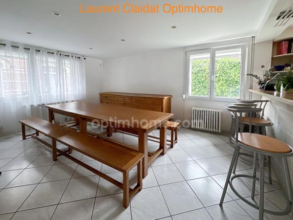 SAINT-QUENTIN – MAISON ENV.160 M2 – 3 CHAMBRES – COUR 280 M² – TERRASSE PLEIN SUD – 3 GARAGES