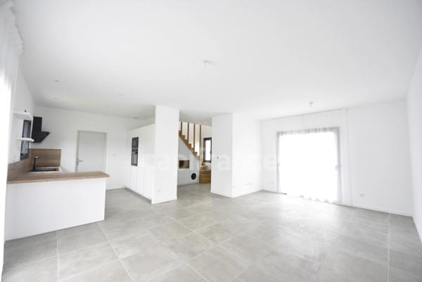 Maison contemporaine 2025 – Confort, modernité et cadre privilégié