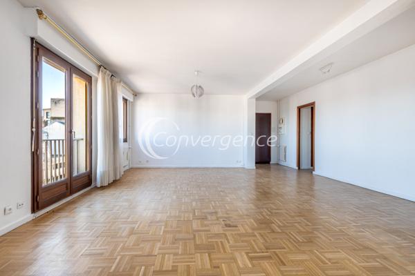 Appartement
                                                                                                                                                                                                                                                                                                                        4 pièce(s)                                                                                                                                                                                                          3 chambre(s)                                                                                                                                                                                                          110.25  m²