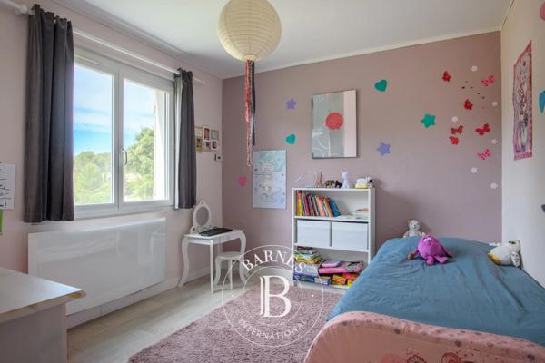 Sanary-sur-Mer, Maison 5 Chambres -  296 m² à vendre