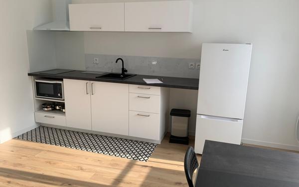 Appartement à louer    1 pièce • 24,65 m2 Palaiseau