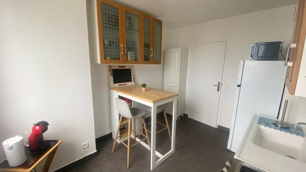 À vendre Appartement T4 avec balcon, vue mer, quartier du Golf