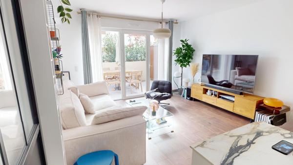 Gréasque - Appartement 3 pièce(s) - 64.7 m2 - Terrasse - Double Garage