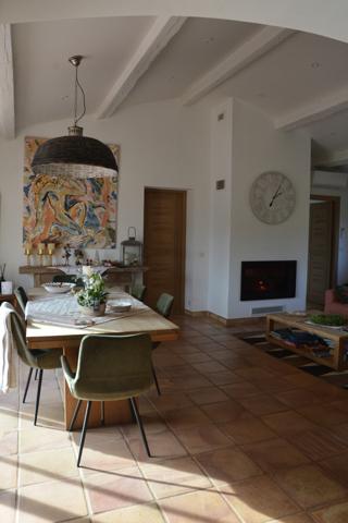 Cotignac (83570) Cotignac, à vendre grande propriété 4/5 chambres, 5022m² de terrain, piscine et oliviers...