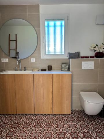 Cotignac (83570) Cotignac, à vendre grande propriété 4/5 chambres, 5022m² de terrain, piscine et oliviers...