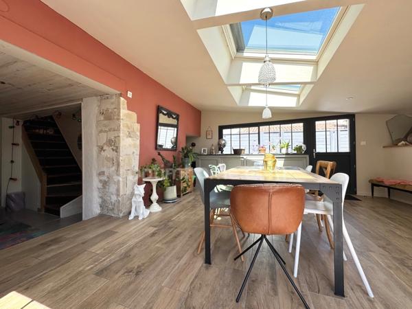Maison familiale de caractère – Charme rétais et confort contemporain