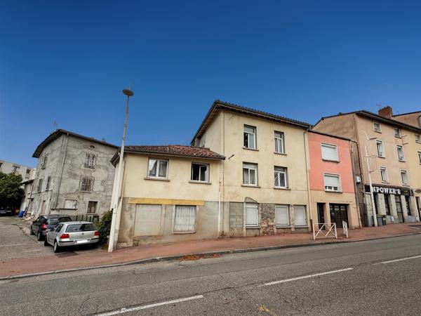 OPPORTUNITÉ INVESTISSEMENT – IMMEUBLE DE RAPPORT À 5 MINUTES DE VIENNE Vienne (38200)