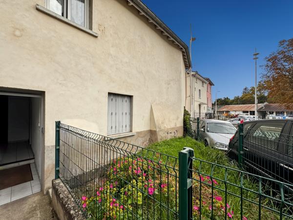 OPPORTUNITÉ INVESTISSEMENT – IMMEUBLE DE RAPPORT À 5 MINUTES DE VIENNE Vienne (38200)