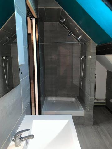 Appartement de type 2 dans petite copropriété