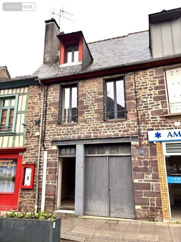 Immeuble à vendre à Montfort-sur-Meu en Ille-et-Vilaine (35160), ref : 029/1760