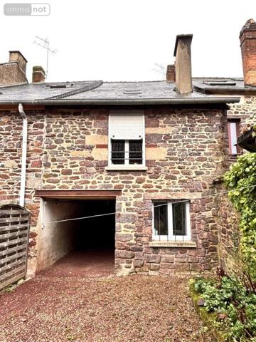 Immeuble à vendre à Montfort-sur-Meu en Ille-et-Vilaine (35160), ref : 029/1760