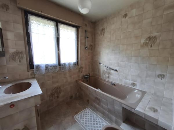 Maison 10 pièces - 183 m²