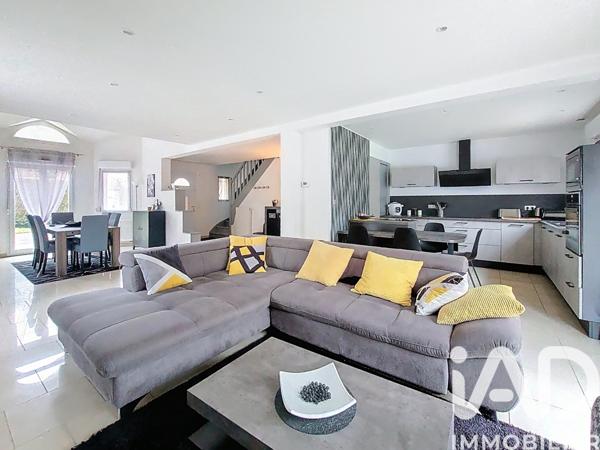 Maison à vendre 7 pièces 160 m² Saint-Michel-sur-Meurthe